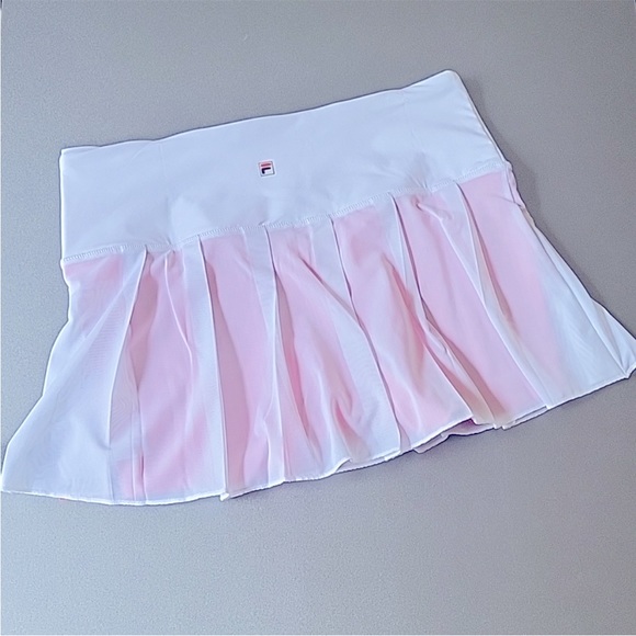 Fila Center Court Skort with contrasting shorts Size Small - Picture 2 of 7